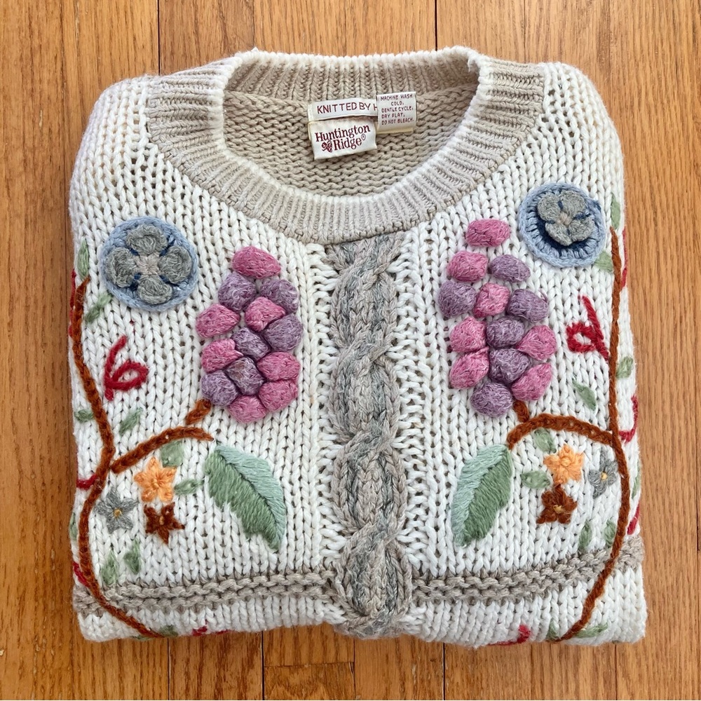 Vintage Huntington Ridge Hand-Knit Floral Sweater - Picture 11 of 11